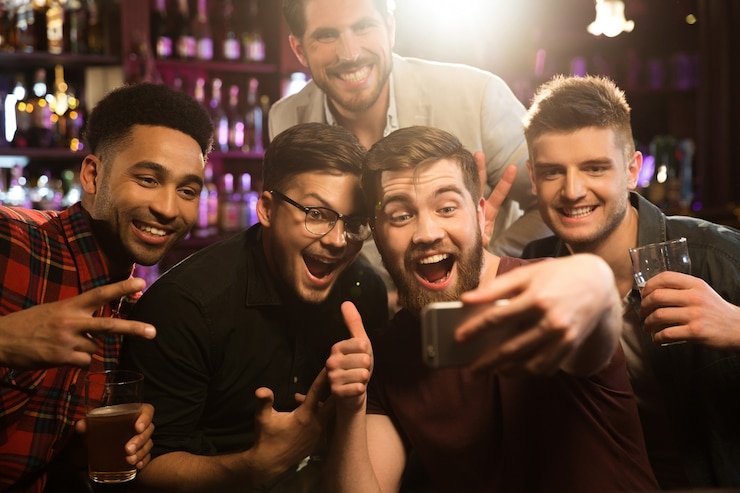 bdt 11 live casino — Live table games with real dealers